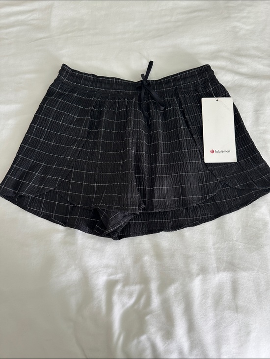 lululemon athletica Pants - lululemon athletica Black Negative Split Textured Run Short 2.5”